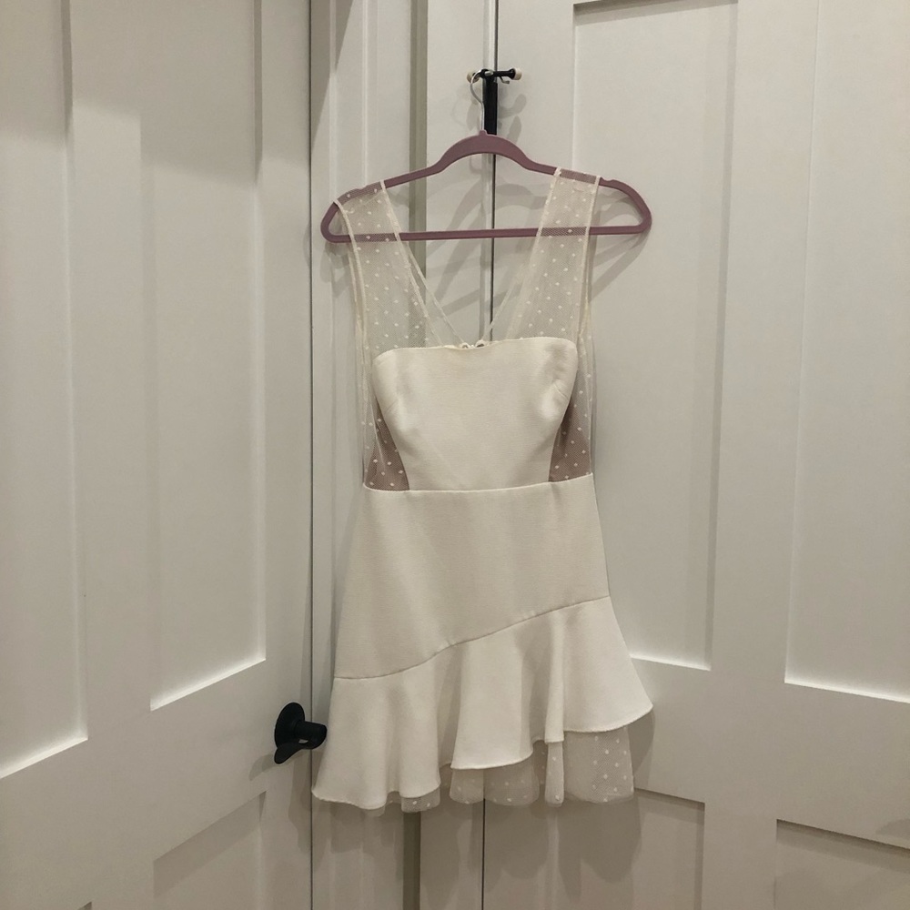 BCBG WhiteCocktail Dress Size 6